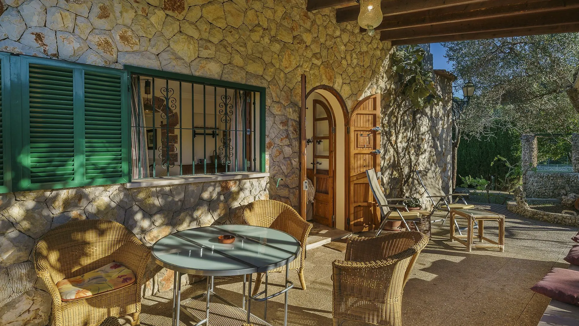 Finca Can Moreu Selva  Villa